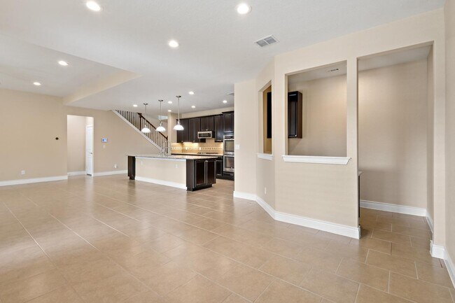 Foto del edificio - 3502 Roadstead Way