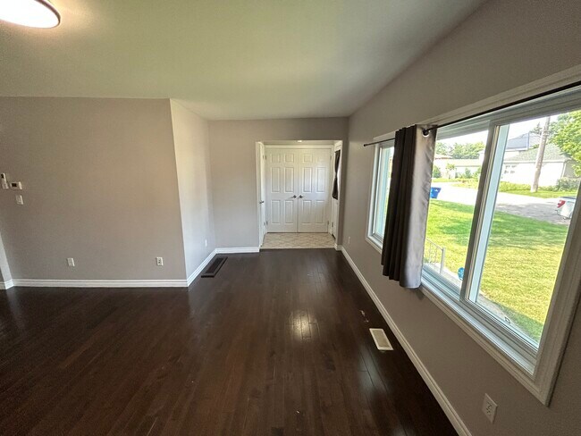 Photo du bâtiment - 16 O'neil St