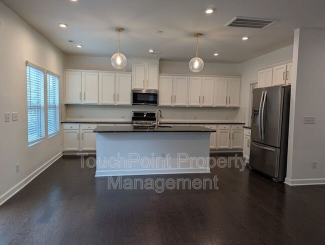 Foto del edificio - 5906 Fenway Dr