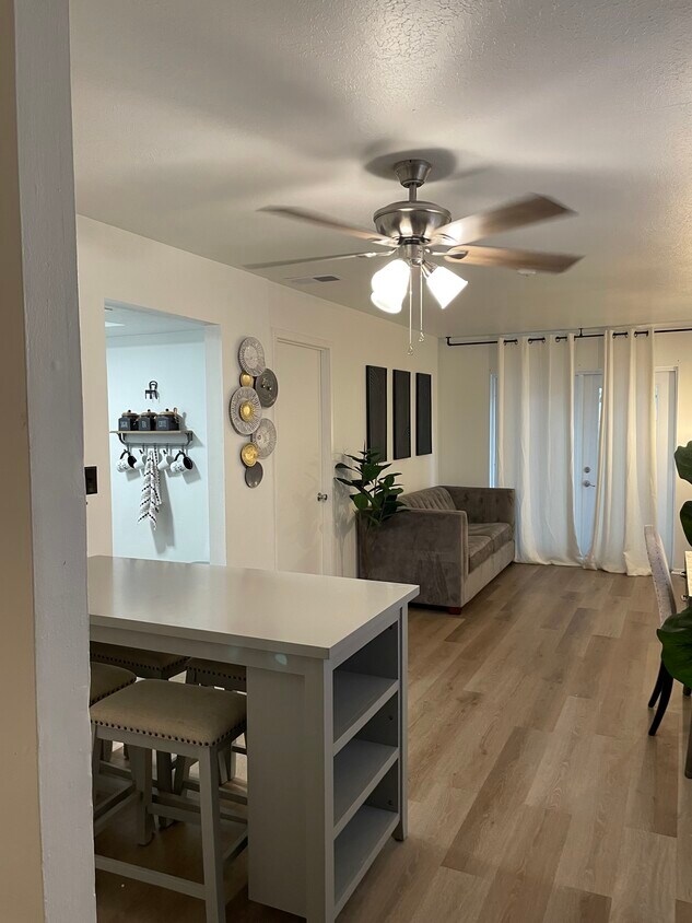 Foto principal - 1654 10th St