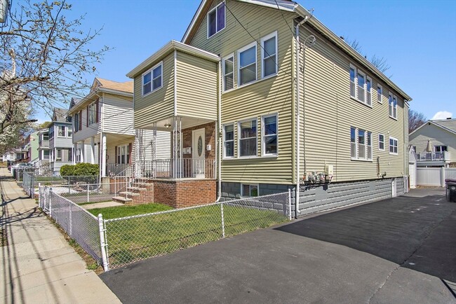 Building Photo - 24 Englewood Ave