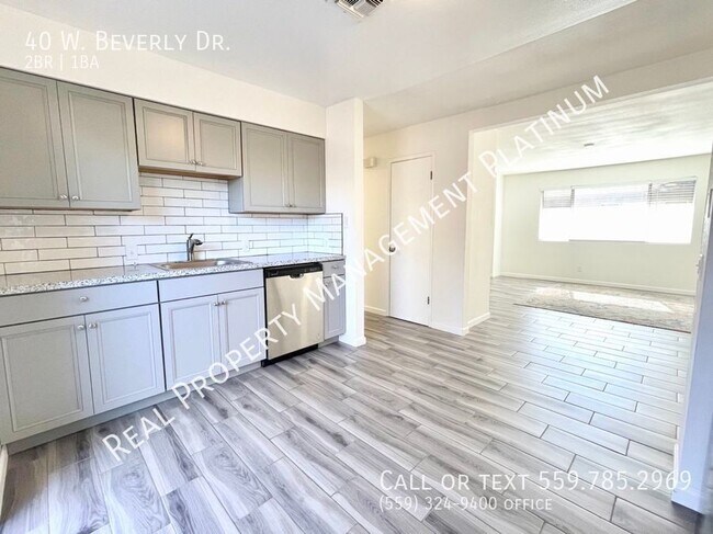 Foto del edificio - 40 W Beverly Ave