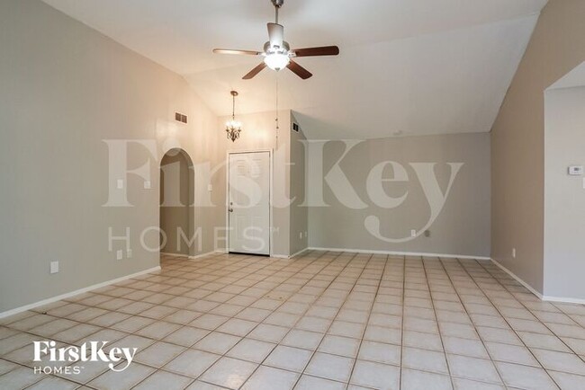 Building Photo - 18822 Pine Trace Court