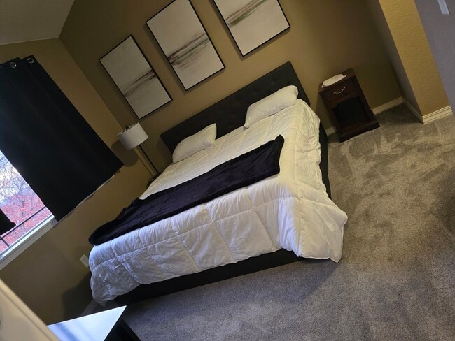 Building Photo - 804 Summer Hawk Dr