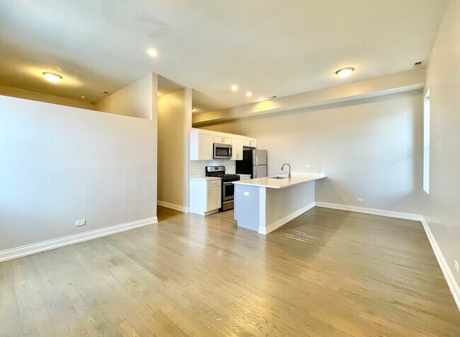 Foto del edificio - 2620 W Cermak Rd