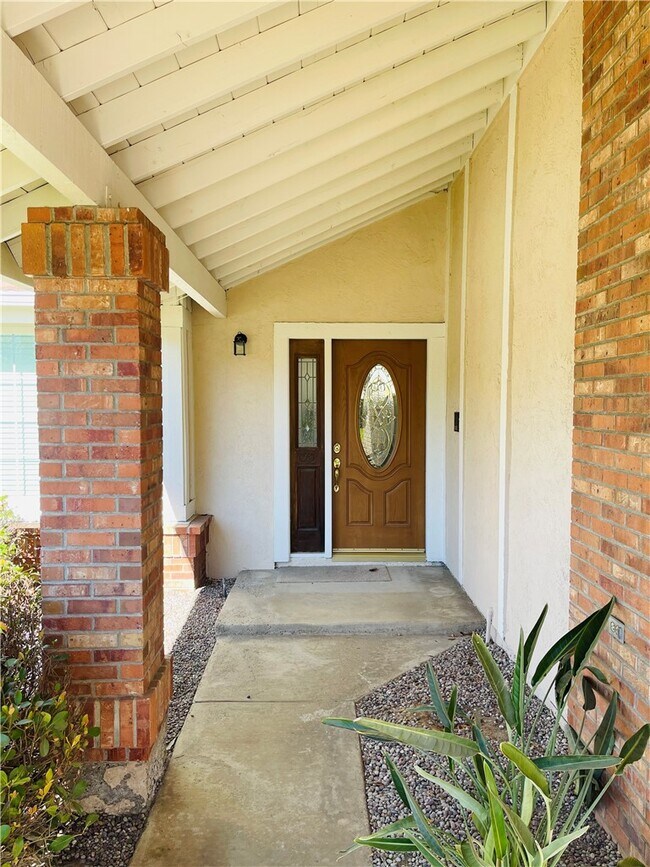 Foto del edificio - 25472 Day Lily Dr