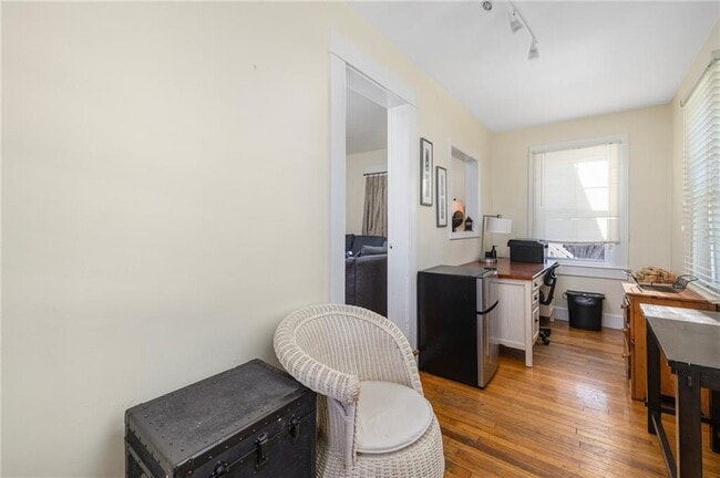 Foto del edificio - 612 Thames St