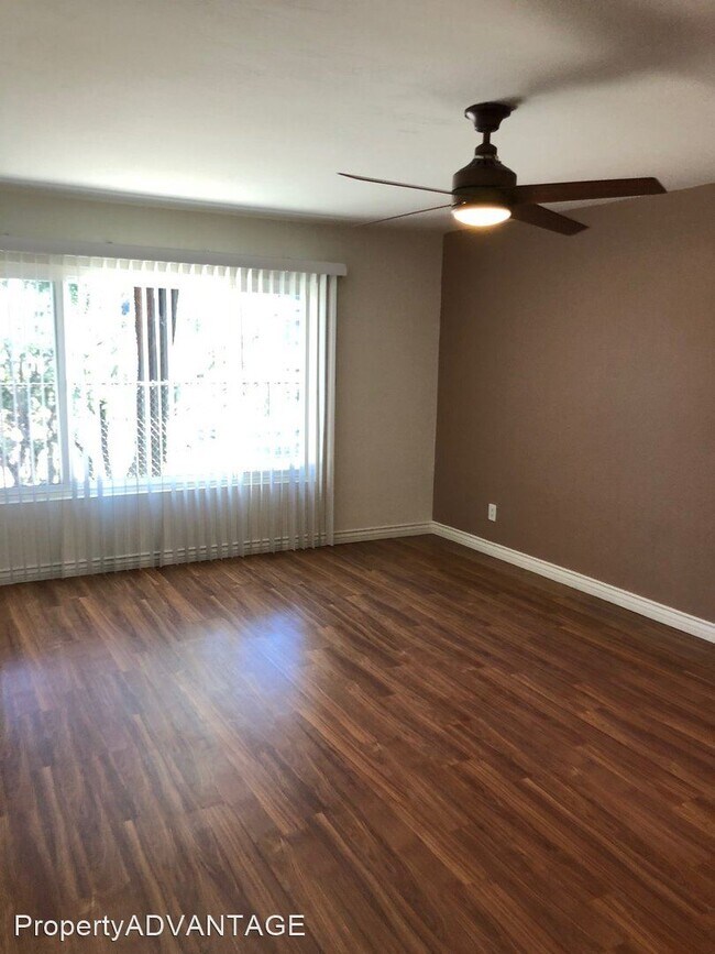 Building Photo - 2 br, 1 bath House - 2340 Hosp Way #120