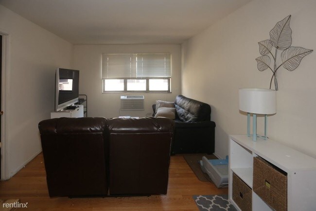 Foto del edificio - 450-508 W Aldine Ave