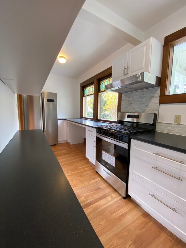 Foto del edificio - 226 S Albany St