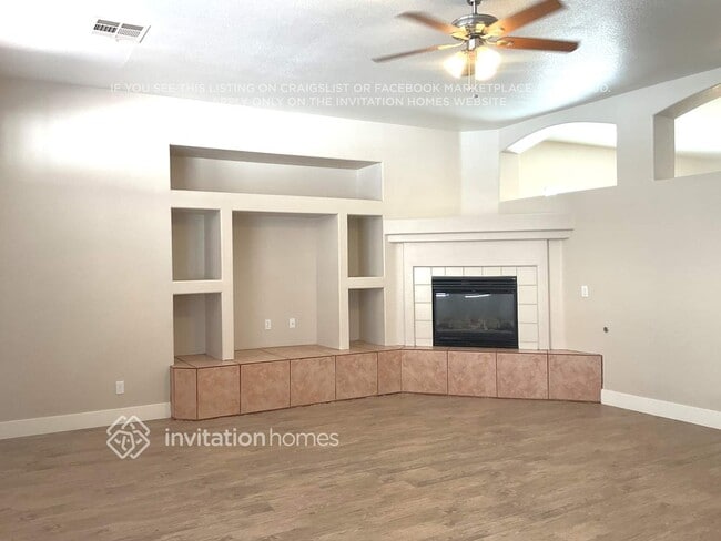 Building Photo - 9420 Lugo St