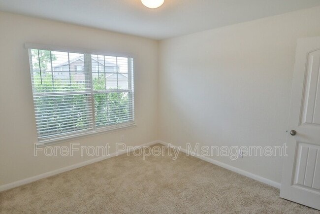 Building Photo - 2462 McCrae