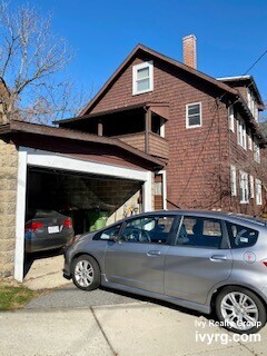 Building Photo - 52-54 Maplewood St