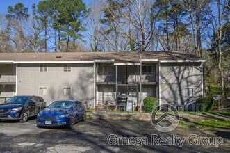 Building Photo - 1600 14th Ave E