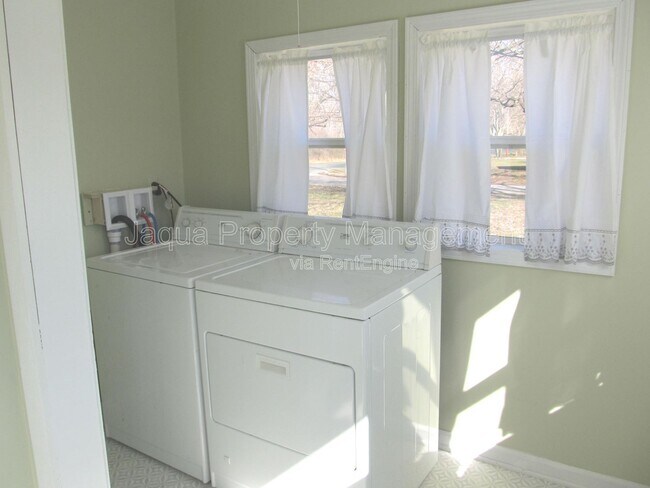 Foto del edificio - 6234 E V Ave