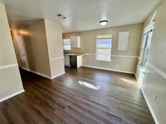 Building Photo - 104 E Prospect St