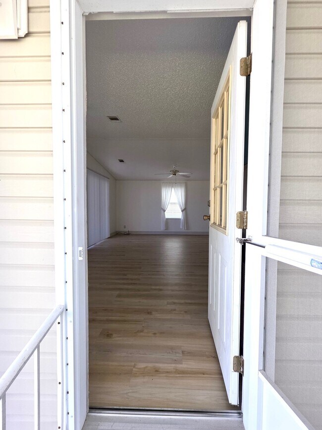 Foto del edificio - 5443 Bannock St