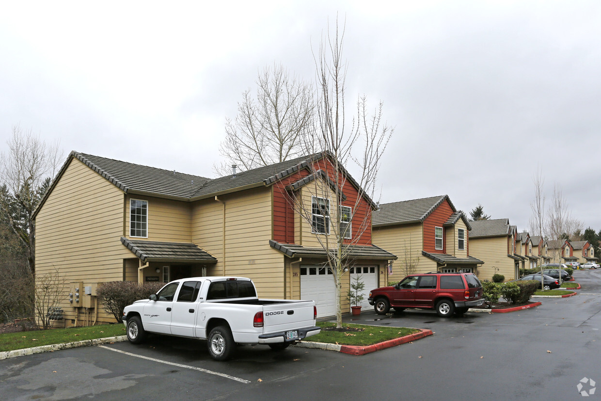 Foto principal - Hathaway Court Apartments