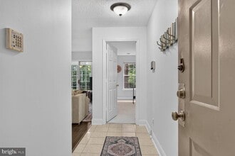 Building Photo - 12103 Green Ledge Ct