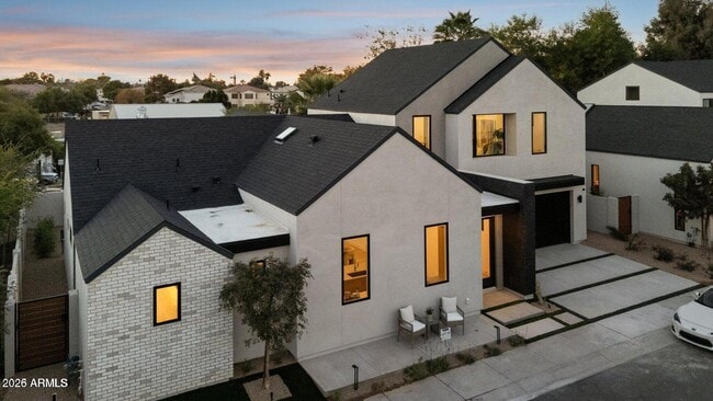 Building Photo - 6330 N 10th Dr