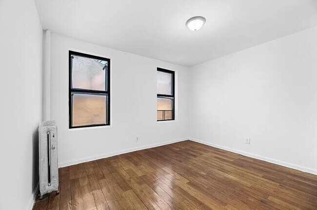 Building Photo - 3620 Broadway