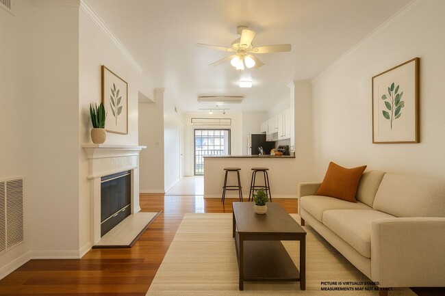 1x1 top floor unit with balcony, beautiful... - 1x1 top floor unit with balcony, beautiful... Apartment