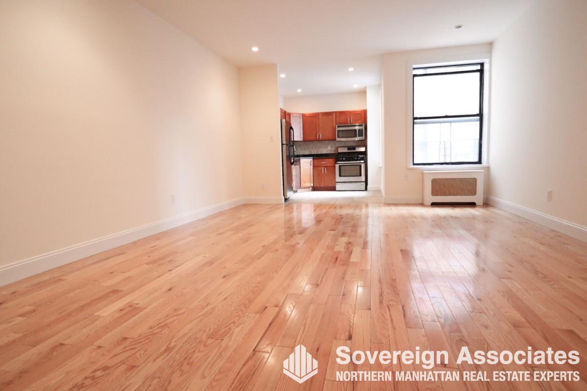 Primary Photo - 651 West 171st Street