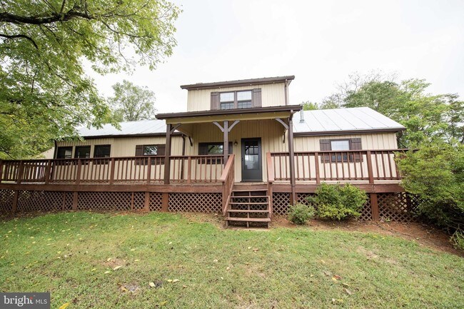 Building Photo - 10221 Bendemeer Ln