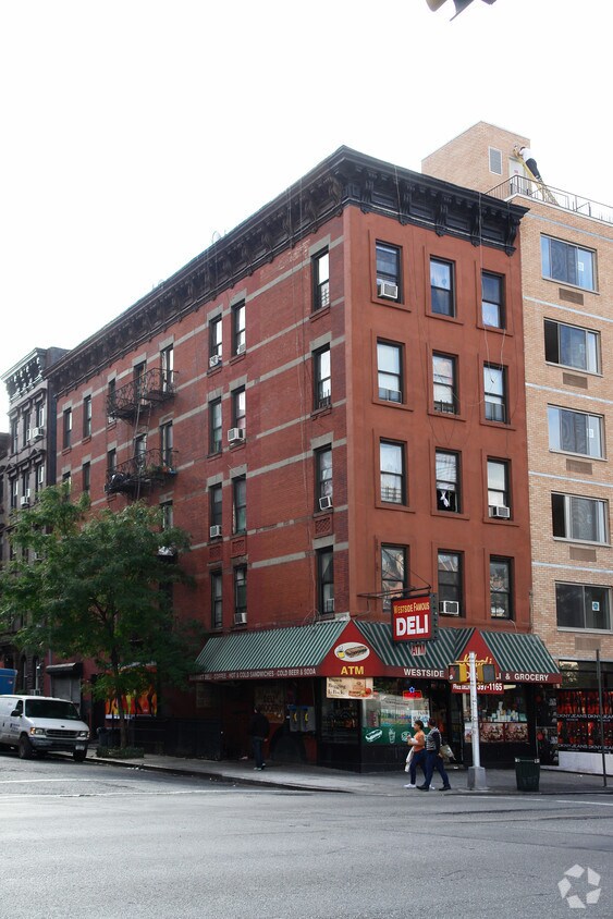 Primary Photo - 700 10th Ave