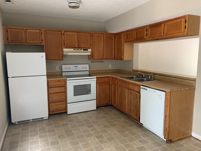 Foto del edificio - 3 Bedroom Townhouse Close to Liberty Unive...