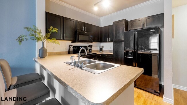 Building Photo - 522 Hancock Ave