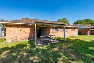 Building Photo - 10914 Keese Dr Building Photo - 10914 Keese Dr