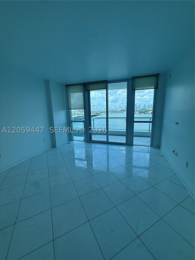Foto del edificio - 540 West Dr