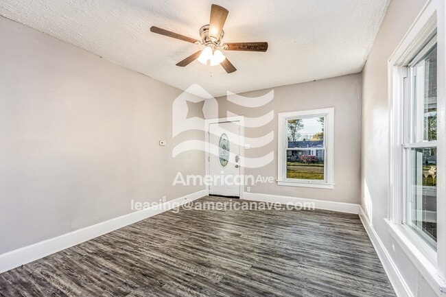 Building Photo - 1931 Erie Ave