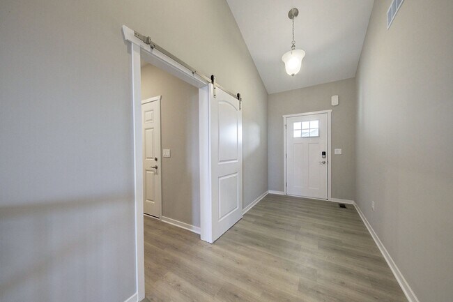 Photo - 2018 Steelwood Dr House