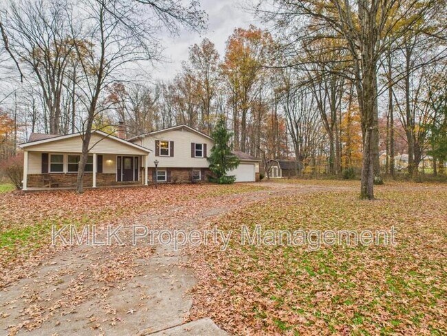 Foto del edificio - 874 Pleasant St