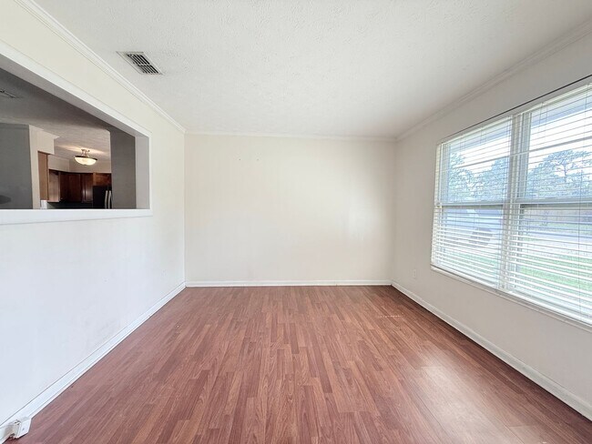 Building Photo - 3983 Post Oak Rd N