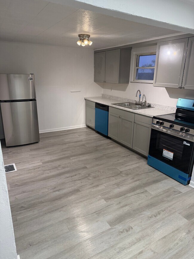 Foto del edificio - 1347 High Rd