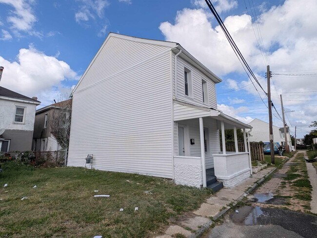 Building Photo - 519 Graff Ln