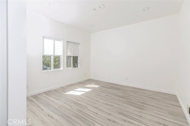 Foto del edificio - 1039 E Santa Anita Ave