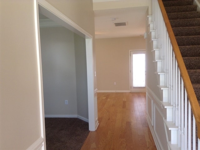 Foto del edificio - 7401 Ridgefield Drive