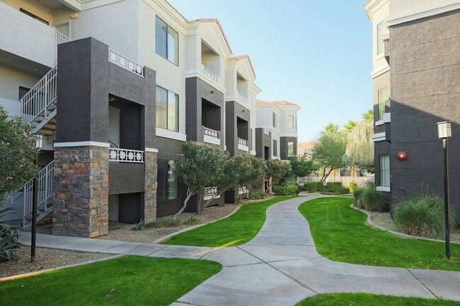 Interior Photo - Enclave at Arrowhead