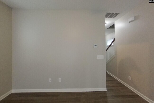 Building Photo - 323 Springwalk Ln