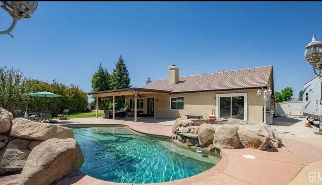 Foto del edificio - 6003 Bluewater Bay Ct