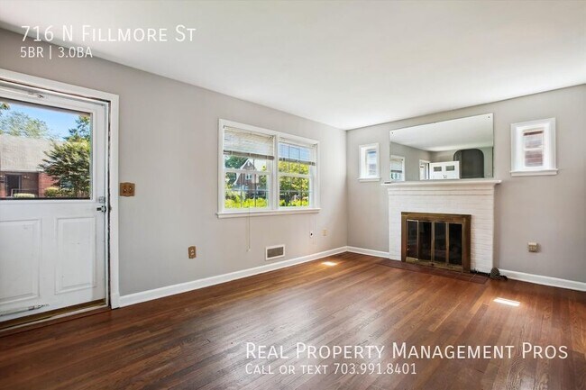 Foto del edificio - 716 N Fillmore St