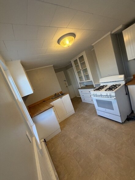 Building Photo - 1 Hamilton St