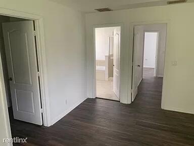 Photo - 175 Berenger Walk House