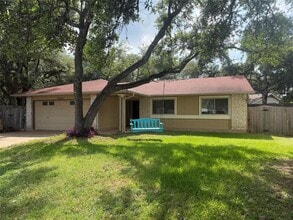 Building Photo - 7604 Bender Dr