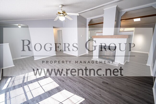 Building Photo - Homes for rent in Henderson NC - 210 Old T...