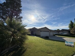 Building Photo - 802 Windsor Park Dr